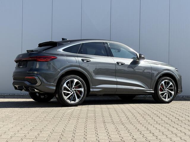 Audi Q5 Sportback 2.0 TFSI e-hybrid quattro S edition Competition / All-season banden / 367 Pk / Nieuw / MY 26 / Fabrieksgarantie t/m 02-2030 tot 100.000km / Adaptieve Cruise / Dodehoek / Lederen Bekleding S & Alcantara / Elektr. Stoelen / Elektr. Achterklep / C
