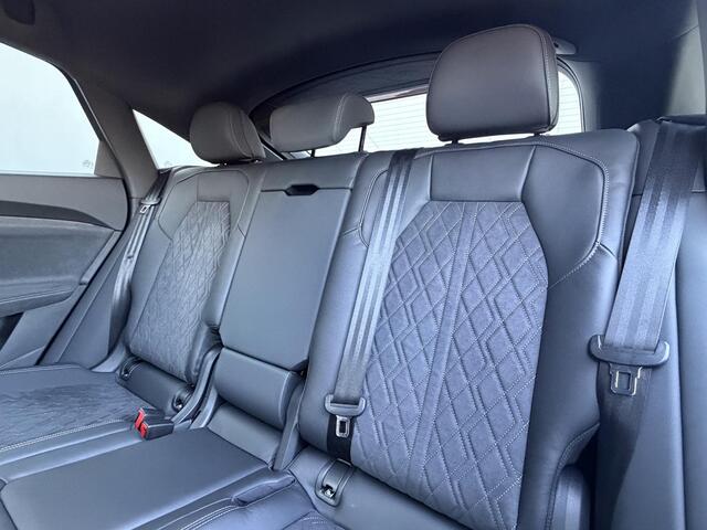 Audi Q5 Sportback 2.0 TFSI e-hybrid quattro S edition Competition / All-season banden / 367 Pk / Nieuw / MY 26 / Fabrieksgarantie t/m 02-2030 tot 100.000km / Adaptieve Cruise / Dodehoek / Lederen Bekleding S & Alcantara / Elektr. Stoelen / Elektr. Achterklep / C
