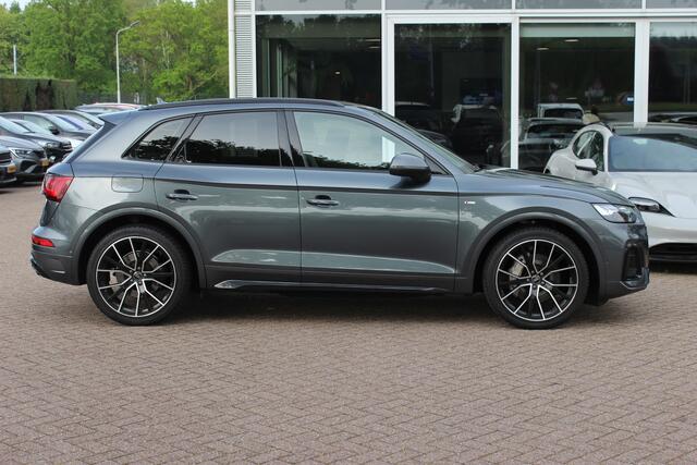 Audi Q5 50 TFSI e S edition NL Auto! / SoH 94,4% / 360Camera / Half leder / 20'' / Adapt.cruise / BTW Auto