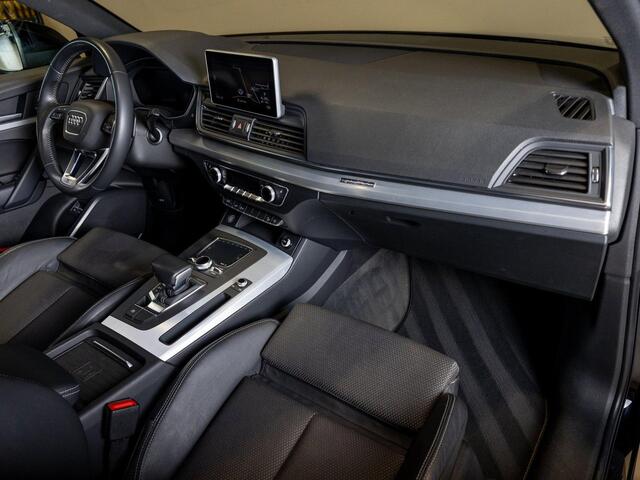 Audi Q5 55 TFSI e S-Line edition / 368pk / Panorama dak / Keyless / Stoelverwarming /