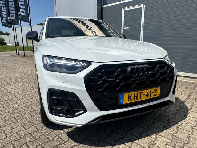 Audi Q5 55 TFSI e Competition Quattro S-Line 2025 *BTW *BenO *Pano *Adaptive *21inch *trekhaak