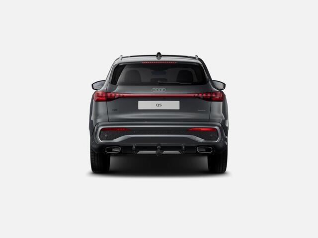 Audi Q5 2.0 TFSI e-hybrid quattro S edition 299 PK · Tech plus · Glazen panoramadak · Trekhaak elek. wegklapbaar