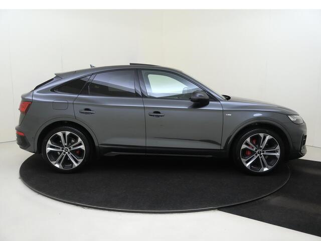 Audi Q5 Sportback 55 TFSI e S edition Competition | SoH 96% | Panoramadak | Trekhaak | Luchtvering | Bang & Olufsen | Lederen bekleding 'Valcona' | 360 camera | Parkeerassistent |