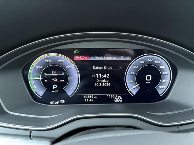 Audi Q5 50 TFSI e S edition | 299 PK | SoH 100% | Matrix LED koplampen | Panoramadak | Luchtvering | Climate control | S line |