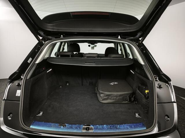 Audi Q5 50 TFSI e Advanced edition 300PK | Trekhaak | Navigatie | Voorstoelen Verwarmd | Elektrische Achterklep