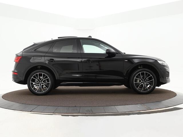 Audi Q5 Sportback 50 TFSIe 299pk S-tronic S edition · Panoramadak · Camera · Wegklapbare Trekhaak · Elek. Achterklep · Sfeerverlichting · 20'' Inch ·