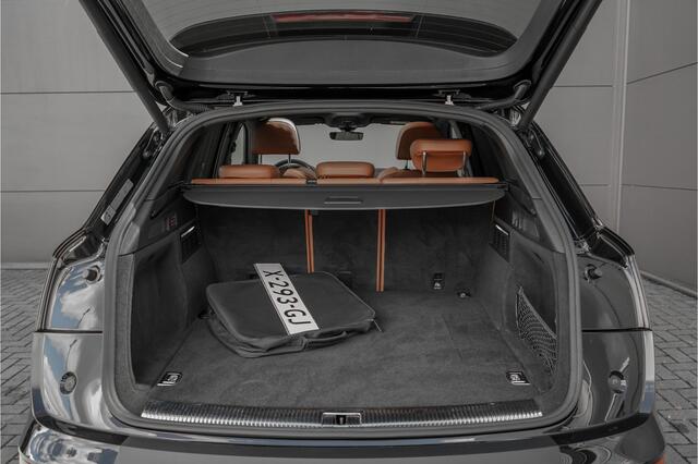 Audi Q5 55 TFSI e Quattro Competition S-Line Pano Luchtvering B&O Trekhaak