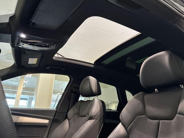 Audi Q5 50 TFSIe 299pk S-Tronic S Edition Competition · Panoramadak · Camera · Inklap. Trekhaak · Stuurwielverwarming · Dodehoeksensor · ACC · Apple/Android Car Play ·