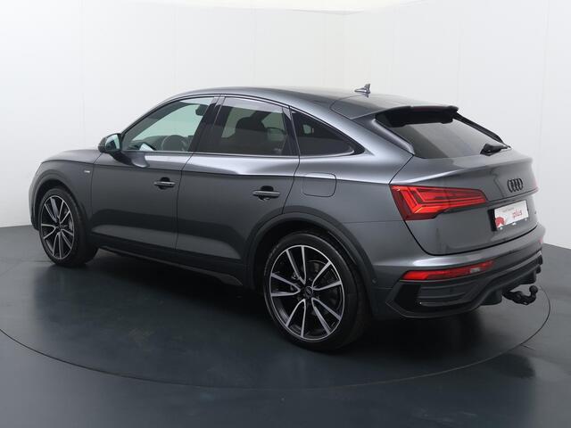 Audi Q5 Sportback 50 TFSI e S edition Competition | 299 PK | SoH 87% | Trekhaak | 360 graden camera | Matrix LED | S line | Luchtvering |