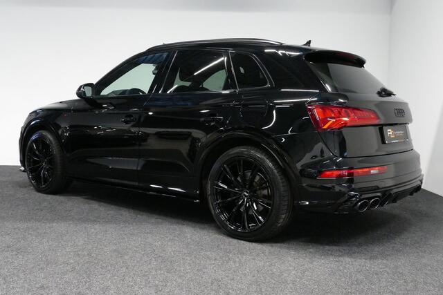 Audi Q5 55 TFSI e S edition / S Line / SQ5 Diffuser / Maxton Design Bodykit V.2 / Luchtvering / Panoramadak / Elektr. verstelbare voorstoelen (links met memory) / Matrix LED / Stoelverwarming / Apple Carplay - Android Auto / 21'' LMV / Dodehoekdetectie / Achterui