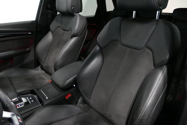 Audi Q5 55 TFSI e S edition / S Line / SQ5 Diffuser / Maxton Design Bodykit V.2 / Luchtvering / Panoramadak / Elektr. verstelbare voorstoelen (links met memory) / Matrix LED / Stoelverwarming / Apple Carplay - Android Auto / 21'' LMV / Dodehoekdetectie / Achterui