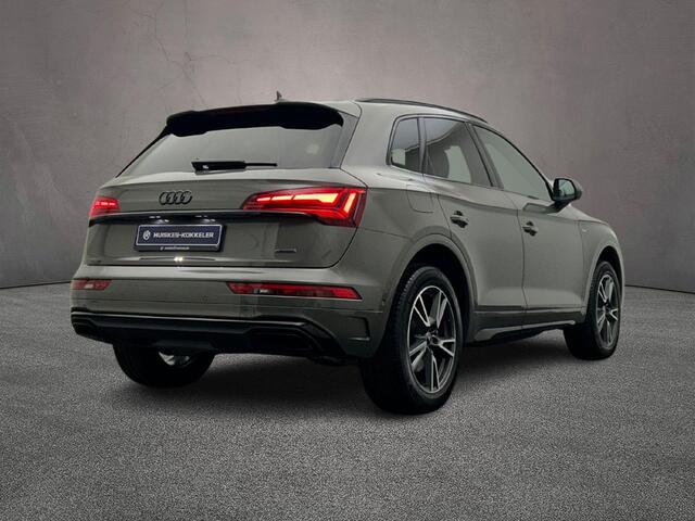 Audi Q5 50 TFSI e 300PK quattro S-edition | Matrix | Memory-Pack | Zwart-Optiek | Privacy-Glas | Tour/City-Pack | Top-View | Alcantara |