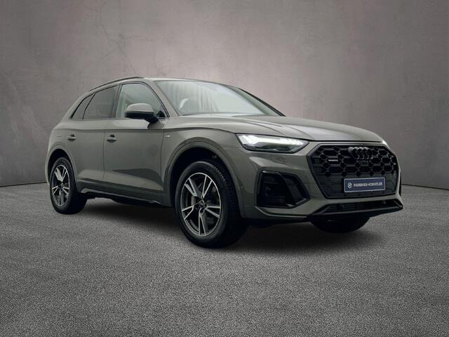 Audi Q5 50 TFSI e 300PK quattro S-edition | Matrix | Memory-Pack | Zwart-Optiek | Privacy-Glas | Tour/City-Pack | Top-View | Alcantara |