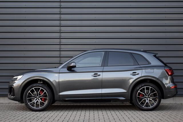 Audi Q5 50 TFSI e Competition | Panorama | 20'' Wielen | RS-Seats | Matrix | Sfeerverlichting | Camera | CarPlay |