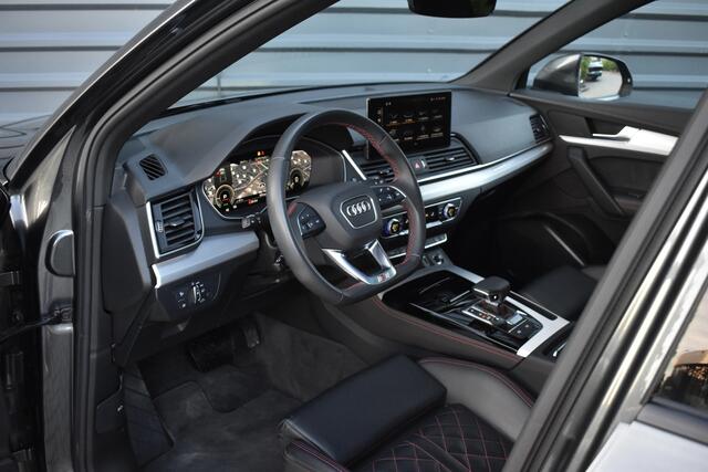 Audi Q5 50 TFSI e Competition | Panorama | 20'' Wielen | RS-Seats | Matrix | Sfeerverlichting | Camera | CarPlay |