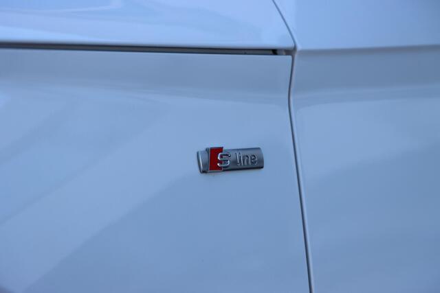 Audi Q5 50 TFSI e S edition quattro 299pk S tronic | SOH 89,8% |