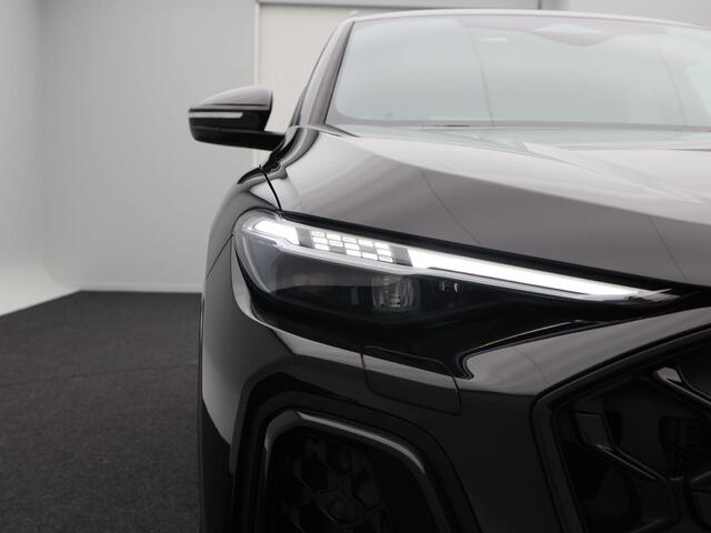 Audi Q5 2.0 TFSi e-hybrid 299 Pk Quattro S-Line | Stoelverwarming | Panorama dak | Adaptive cruise | Trekhaak | 360 Camera | Carplay | 20 inch | 9.237 Km !!