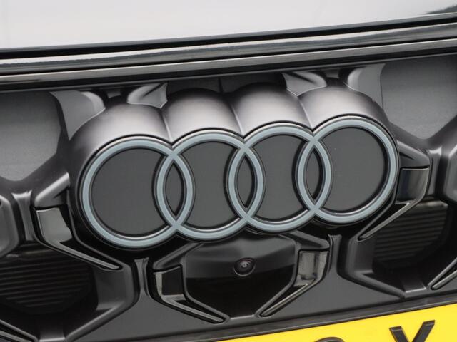 Audi Q5 2.0 TFSi e-hybrid 299 Pk Quattro S-Line | Stoelverwarming | Panorama dak | Adaptive cruise | Trekhaak | 360 Camera | Carplay | 20 inch | 9.237 Km !!