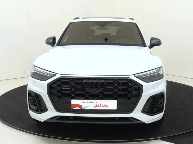 Audi Q5 55 TFSI e S edition Competition | SoH 98% | Panoramadak | Trekhaak | Head-up display | Lederen bekleding 'Valcona' | Bang & Olufsen | 360 camera | Parkeerassistent |
