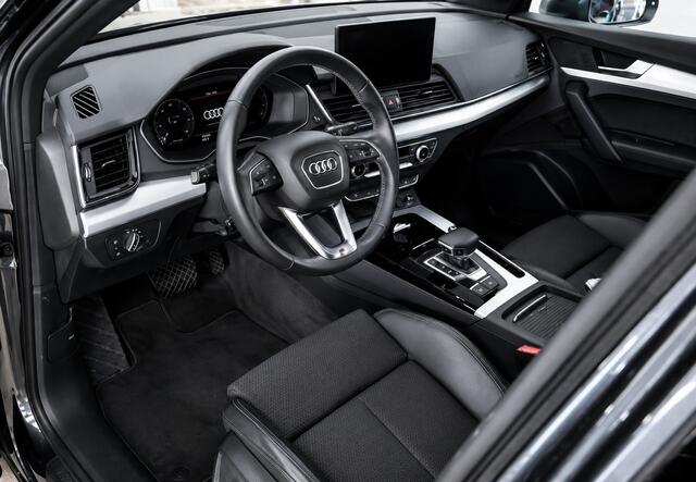Audi Q5 Sportback 50 TFSI e S edition S-Line | Panoramadak | Stoelverwarming | Apple Carplay | Camera | Keyless | Navigatie | Trekhaak | Cruise Control | Ambiance Verlichting |