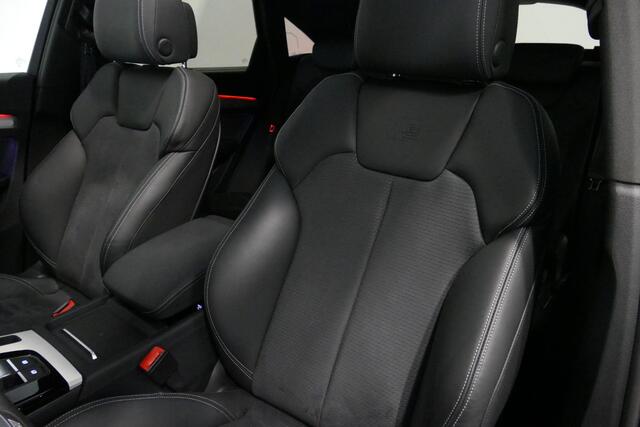 Audi Q5 Sportback 50 TFSI e S edition Competition / S-Line / SQ5 Diffuser / Maxton Design Bodykit V.2 / Panoramadak / Matrix LED / Rondomzichtcamera / Ambienteverlichting / Apple Carplay - Android Auto / Stoelverwarming / Audi Sound System / Dodehoek detectie / A