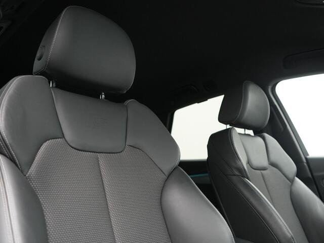 Audi Q5 50 TFSI e S Line PHEV 300pk Dealer O.H. | Matrix LED | 360 Camera | Bang & Olufsen Audio | Sfeerverlichting | Keyless | Elektrische Sportstoelen Verwarmd | Navigatie | DAB | Cruise Control | Plug In Hybrid |