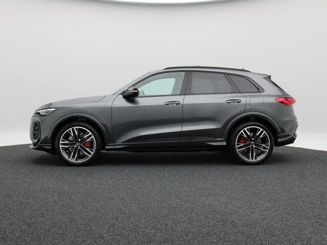 Audi Q5 S edition Competition e-hybrid 27 | 367 PK | 21 inch velgen | Privacy glas | Rode remzadels | Panoramadak | Bang & Olufson 3D |
