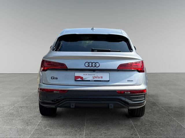 Audi Q5 Sportback 50 299pk TFSI e S edition Competition Achteruitrijcamera | Sportstoelen voorin | Parkeerhulp plus