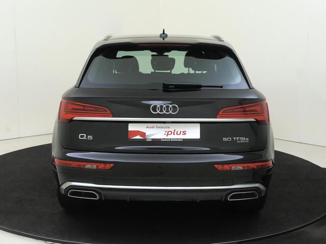 Audi Q5 50 TFSI e S edition | SoH 94% | Keyless | Navigatie Plus | LED matrix verlichting | Adaptieve cruise control | 3-zone airco | Stoelverwarming | Achteruitrijcamera |