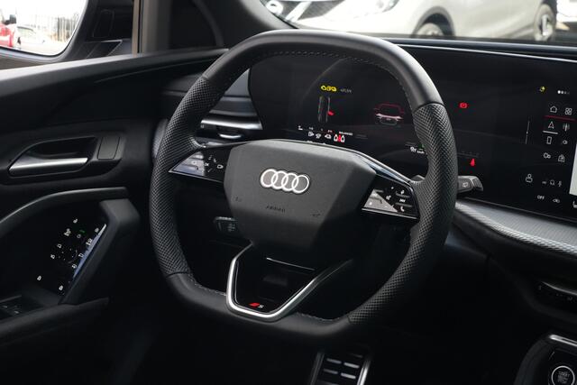 Audi Q5 Sportback 2.0 TFSI e-hybrid quattro S edition 299pk Panoramadak/Stoelverwarming/360camera