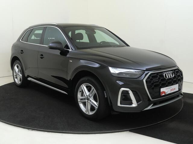 Audi Q5 50 TFSI e S edition | SoH 94% | Keyless | Navigatie Plus | LED matrix verlichting | Adaptieve cruise control | 3-zone airco | Stoelverwarming | Achteruitrijcamera |
