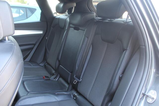 Audi Q5 50 TFSI e quattro S edition Panoramadak, Cruise, Climate, Camera, 21'' LM Velgen