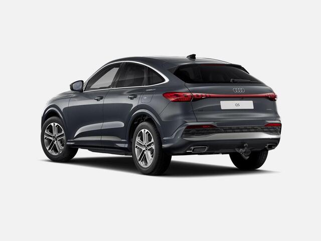 Audi Q5 Sportback 2.0 TFSI e-hybrid quattro Advanced edition 299 PK · Techniekpakket plus · Panorama-glasdak · Trekhaak, elektr. wegklapbaar