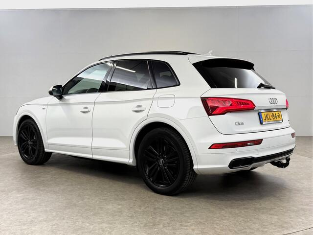 Audi Q5 55 TFSI e Quattro Competition S-line Black Edition | Pano | Virtual | Carplay | Trekhaak | Luchtvering | Matrix LED