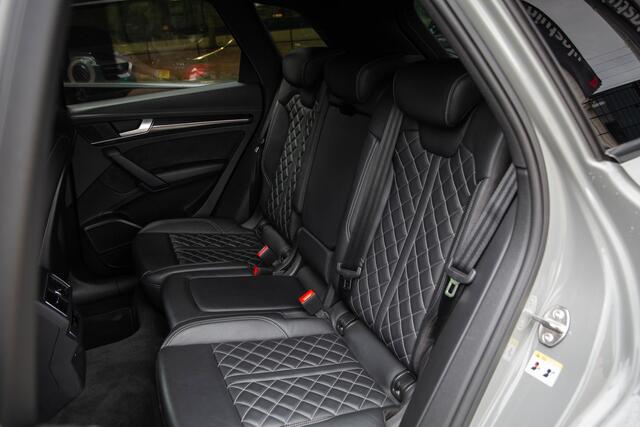 Audi Q5 2.0 TFSI quattro Sport S Line Black Edition , Trekhaak, Bang&Olufsen, Cruise control, RS-stoelen, Carbon, Achteruitrijcamera