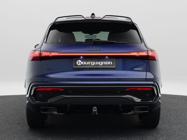 Audi Q5 S edition Competition e-hybrid | 367 PK| 21 inch velgen | Privacy glas | Carbon Dakvleugel | Panorama glasdak | Bang & Olufson |