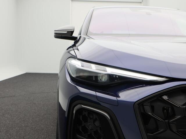 Audi Q5 S edition Competition e-hybrid | 367 PK| 21 inch velgen | Privacy glas | Carbon Dakvleugel | Panorama glasdak | Bang & Olufson |