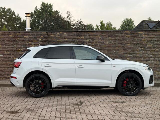 Audi Q5 55 TFSI E S-Line Panodak 21 Inch Keyless