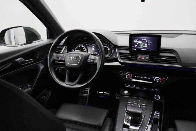 Audi Q5 55 TFSI e quattro Competition 2019 S-Line | Lederen bekleding | Cruise control | Trekhaak | Climate control | PDC | Xenon LED | DAB | Keyless | Luchtvering | Stoelverwarming |
