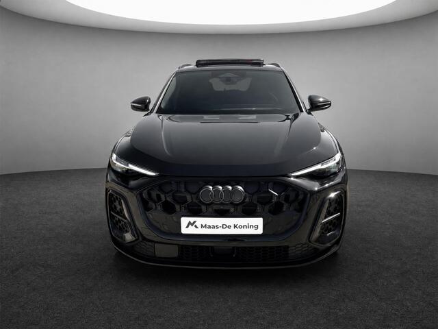 Audi Q5 2.0TFSIe-hybrid 220kW/299PK quattro S Line · Panoramadak · Trekhaak · 360°Camera + Parkeersensoren · Leder · Garantie t/m 17-05-2030 of 120000km.