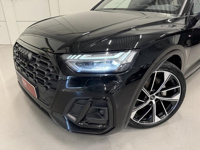 Audi Q5 55 TFSI e quattro 3x S-Line PANO/LUCHTVERING/TREKHAAK/B&O/21"/MATRIX/ACC/SOH 98,6%/CARPLAY/STANDKACHEL/CAMERA/BLACK-OPTIC/MYTHOSSCHWARZ/VOLLEDIG AUDI DEALER HISTORIE,NET OH BEURT GEHAD