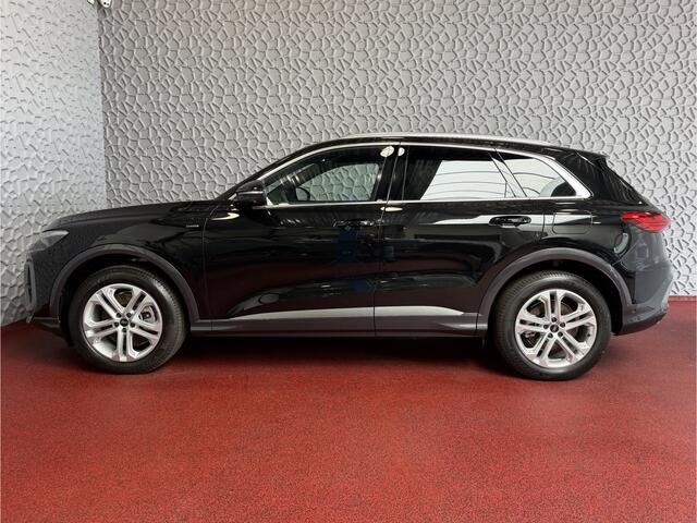 Audi Q5 2.0 TFSI E-HYBRID S-EDITION PASS.DISPLAY LEER PANO QUATTRO 300PK 360CAM TREKHAAK MATRIXX LED ELEK.STOEL. S-LINE S LINE