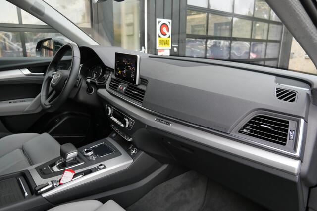 Audi Q5 55 TFSI e Quattro Competition | Head-Up | B&O | 360º | Trekhaak | 21'' | Keyless | Adap.Cruise