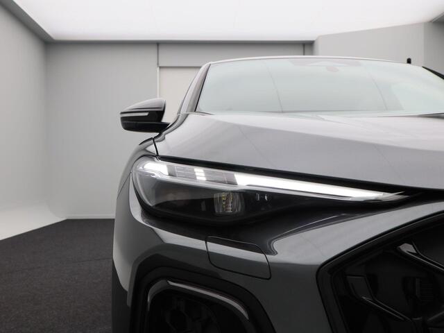 Audi Q5 Sportback 2.0 TFSI e-hybrid | quattro |S edition Competition | 21 inch velgen | Privacy glas | Bang & Olufson | Panorama glasdak | Trekhaak |