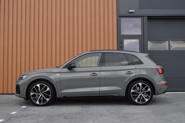 Audi Q5 50 TFSI e S-line | Luchtvering | Pano | Leer | Quantum Grijs