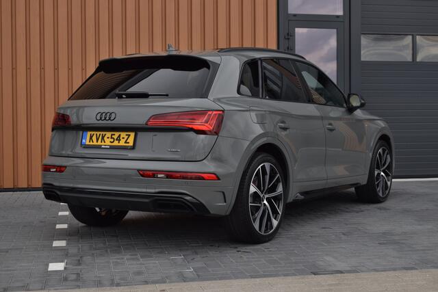 Audi Q5 50 TFSI e S-line | Luchtvering | Pano | Leer | Quantum Grijs