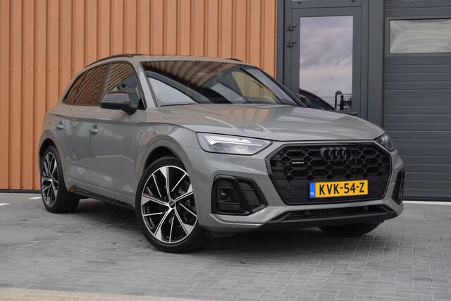 Audi Q5 50 TFSI e S-line | Luchtvering | Pano | Leer | Quantum Grijs