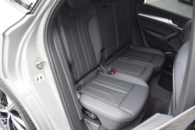 Audi Q5 50 TFSI e S-line | Luchtvering | Pano | Leer | Quantum Grijs