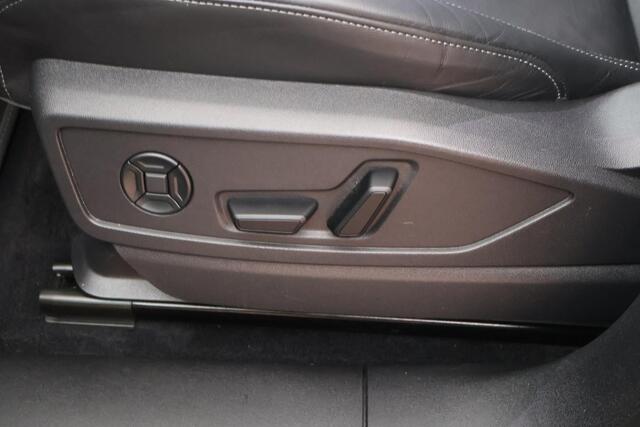 Audi Q5 Sportback 2.0 TFSI 299pk e-hybrid quattro S edition Trekhaak 360Camera Leder Keyless Panoramadak 2x S-Line