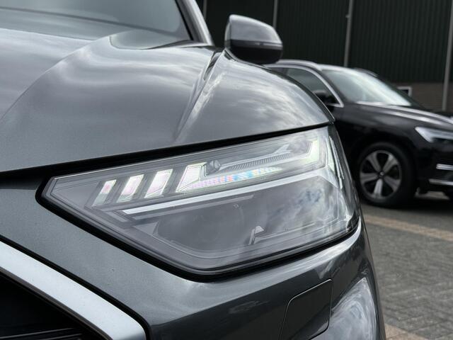 Audi Q5 55 TFSI e S edition S-LINE BINNEN + BUITEN |LUCHTVERING| ELEKTRISCHE TREKHAAK| 360 CAMERA| PANO| DODE HOEK SENSOR| ELEK. STOELEN | MATRIX| RECENT NOG ONDERHOUD GEHAD|
